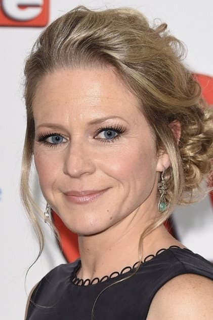 Kellie Bright