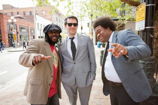 DELVON LAMARR ORGAN TRIO