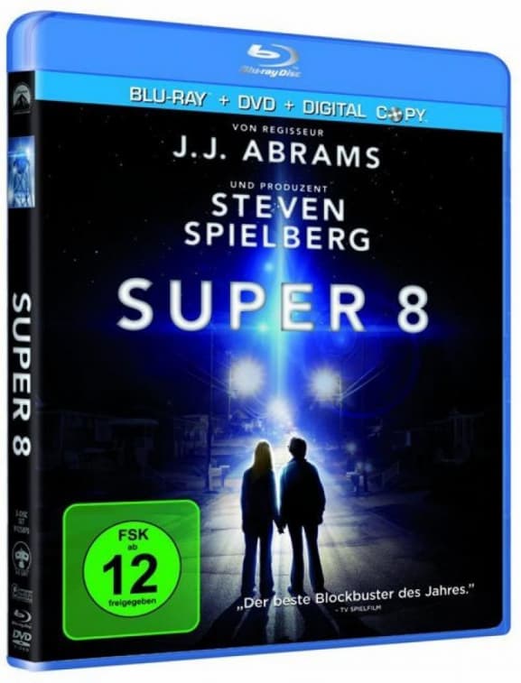 Gabriel Basso,kyle Chandler,joel Courtney - Super 8