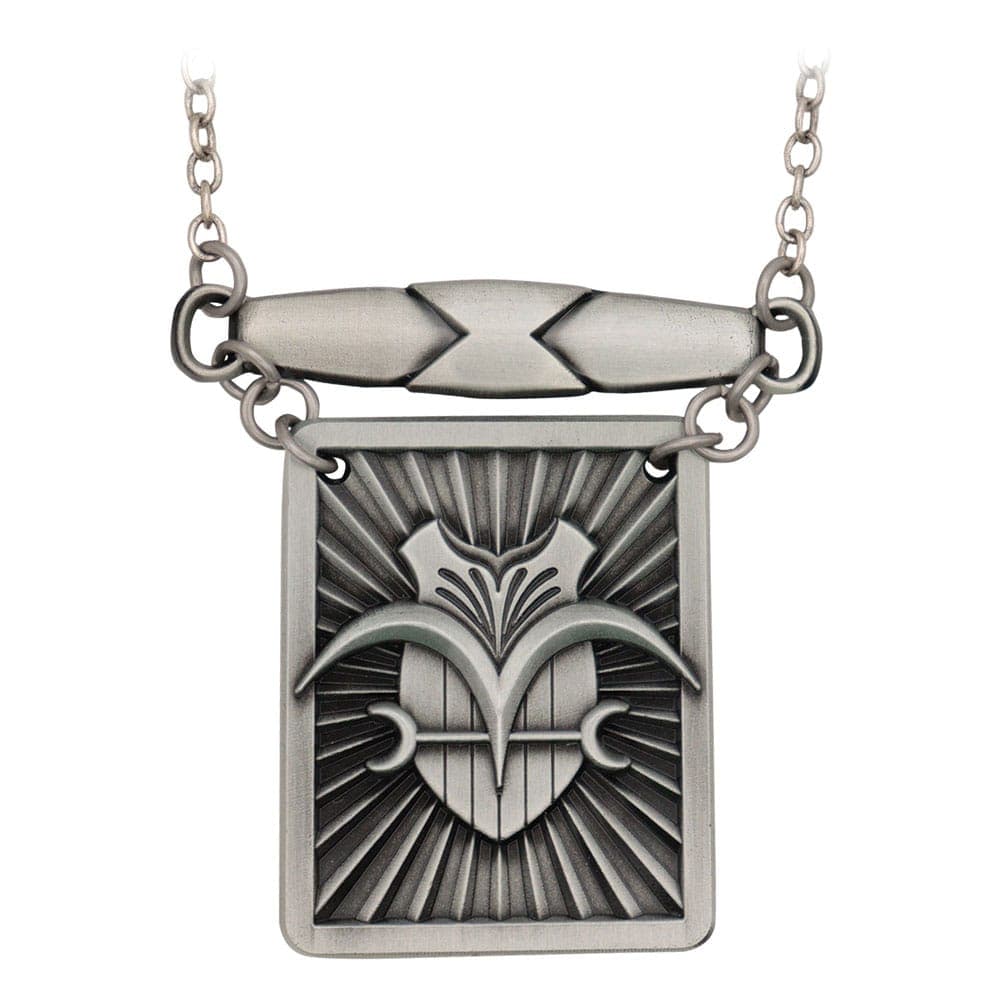 One Piece Necklace With Pendant Garp\\'s Cloak Fastening